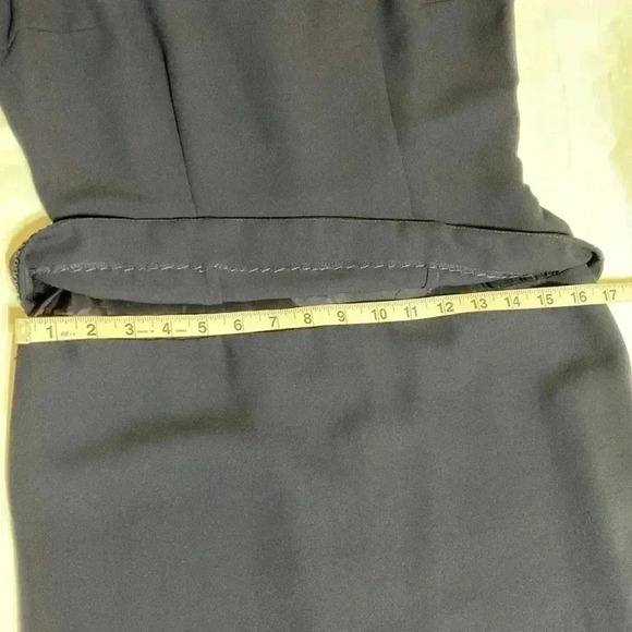 Donna Morgan Navy Blue Formal Embellished Short Sleeve Long Gown Dress Size 4. - Picture 12 of 16